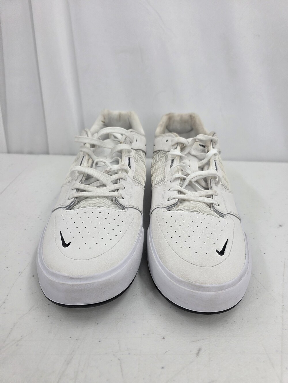 Nike Ishod Wair Premium SB White Black Skate Shoes DZ5648-101 Men's Size 14. - Picture 2 of 9